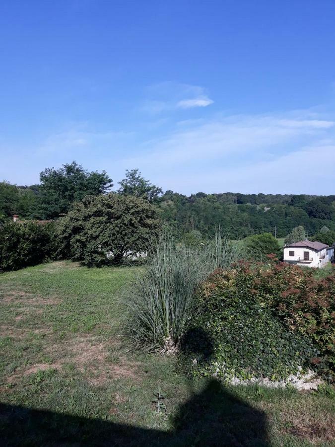 Caroline Home Anzano Del Parco Екстериор снимка